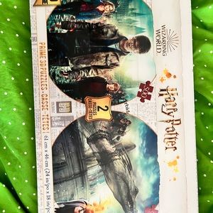 Harry Potter puzzles~ new in box 💫 would make a great gift 🖤